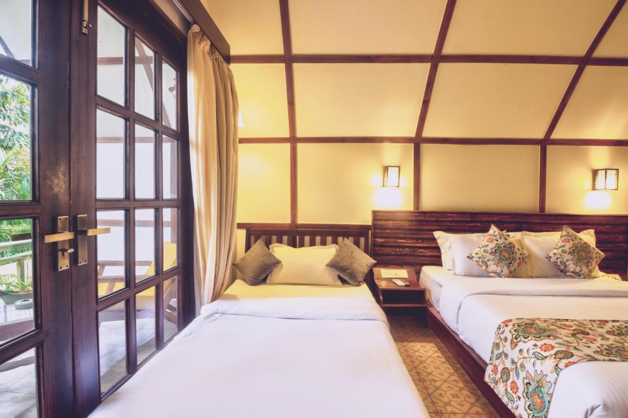 Pause By The Sea Hotel Morjim Luaran gambar